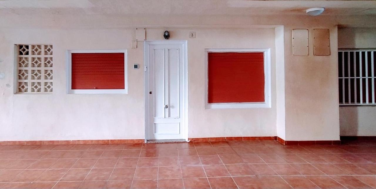 Apartamento Entero Primera Linea De Playa, Pet Friendly Tavernes de Valldigna Exterior photo